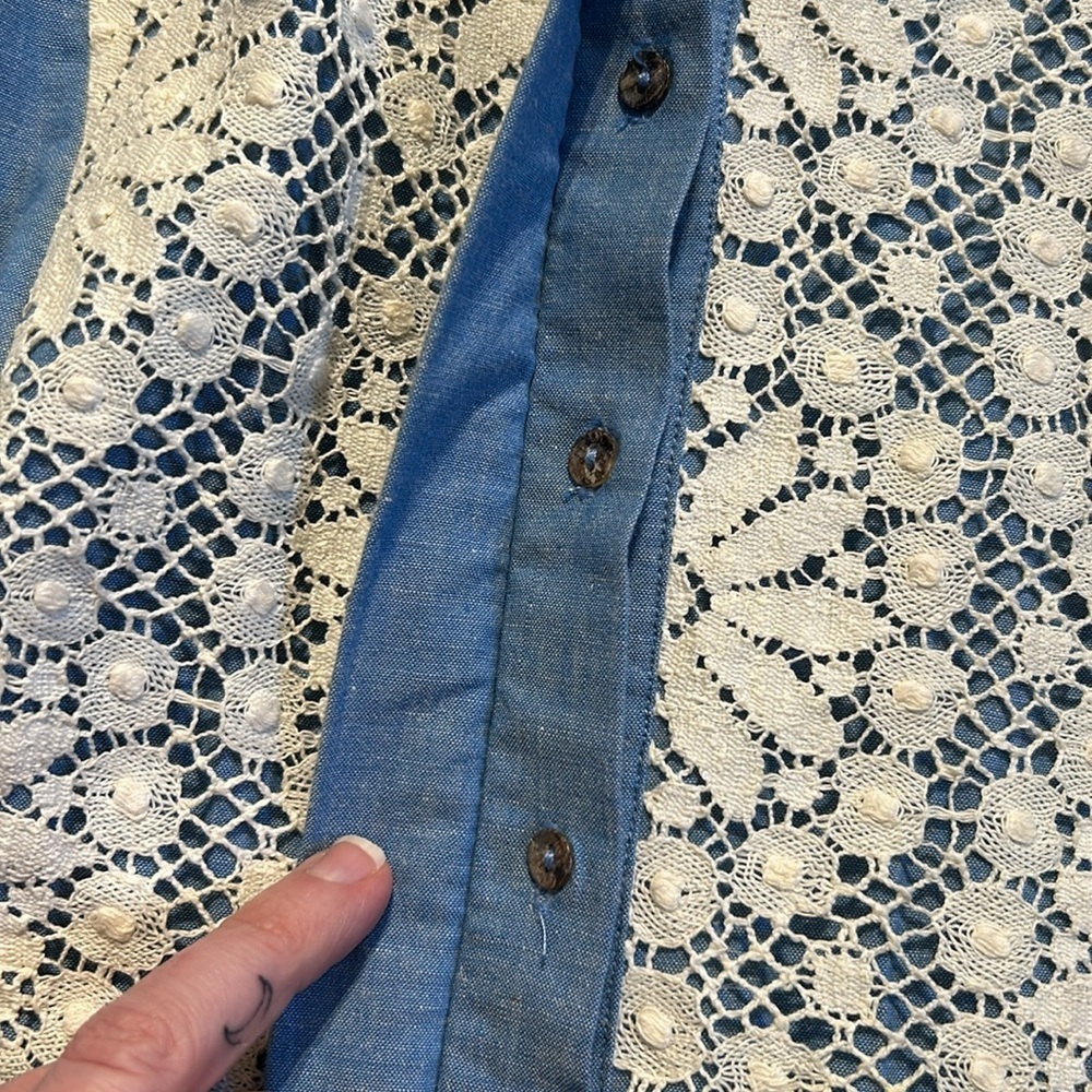Johnny Was Thalassa Chambray Lace Blouse Medium Cottagecore Boho Anthropologie - Picture 11 of 15